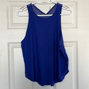 Ladies under armour workout top